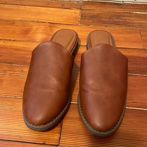 brown leather flat mules - size 7.5 - (barely worn)